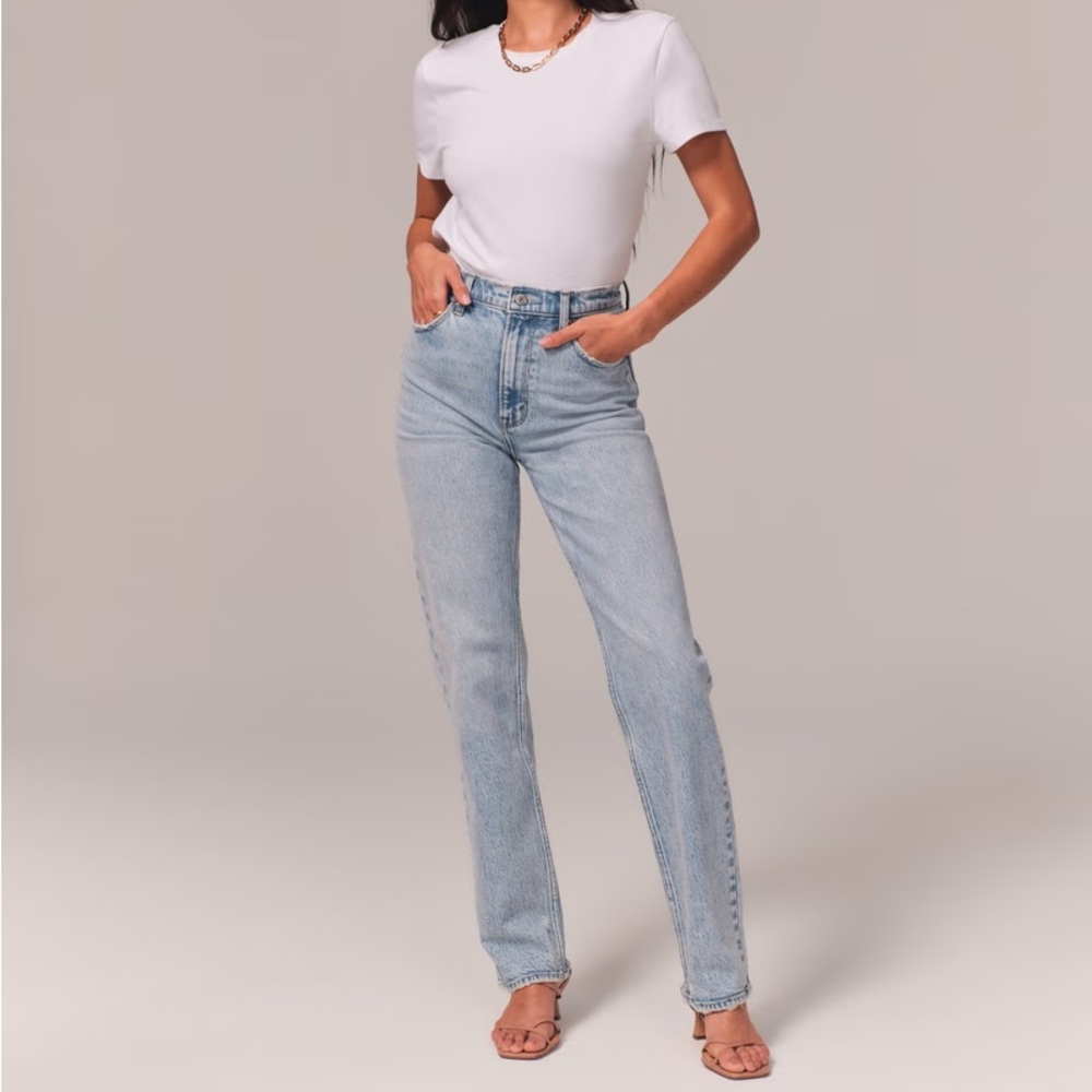 Abercrombie & Fitch the 90s straight ultra high rise jean